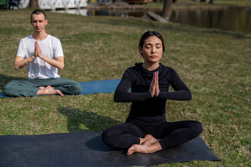 What to Expect in a 200-Hour Yoga Teacher Training in Rishikesh: A Week-by-Week Guide